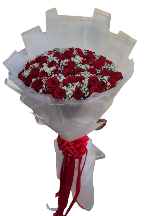 خرید دسته گل رز و عروس عاشقانه مناسب برای تبریک تولد، ولنتاین، نامزدی و خواستگاری با قیمت مناسب از گل شاپ آنلاین